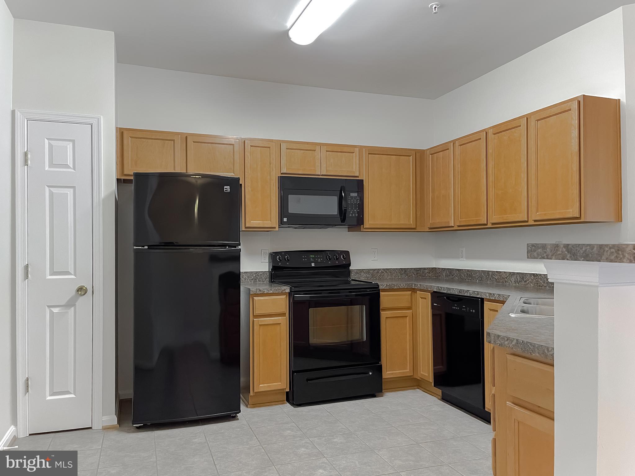 THE RESIDENCES OF WILDEWOOD - Residential