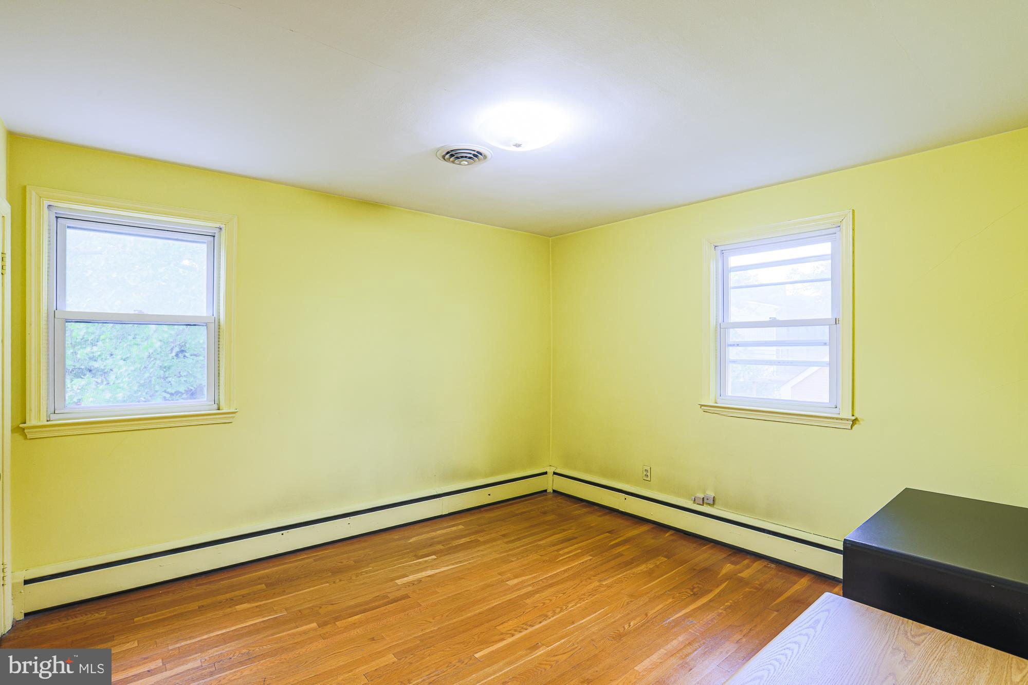 SEVEN MILE - Residential