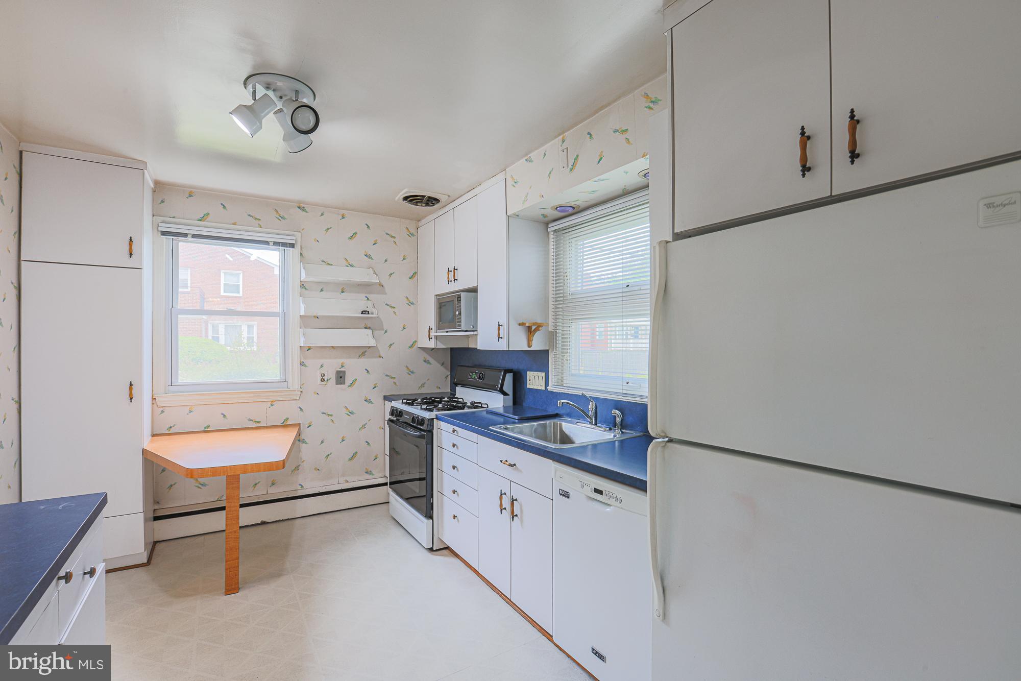 SEVEN MILE - Residential
