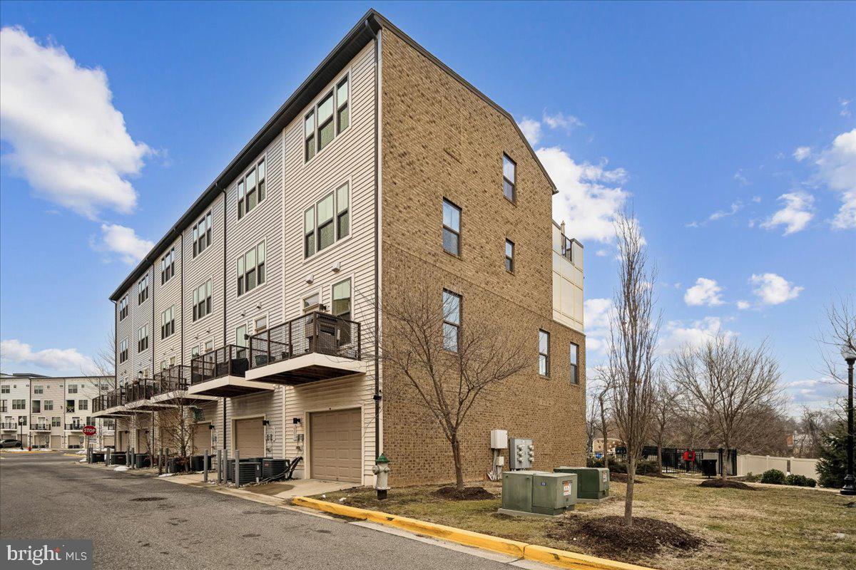 EDITORS PARK - Residential