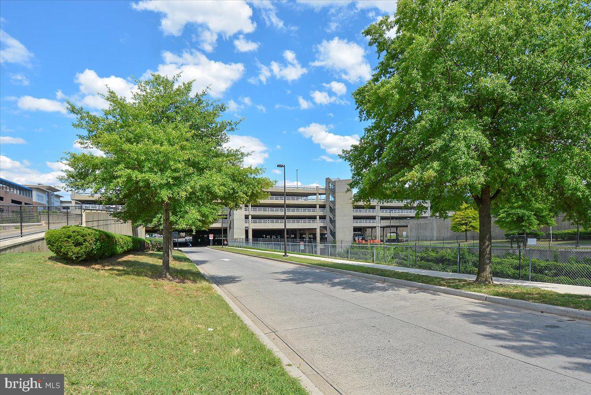 EDITORS PARK - Residential