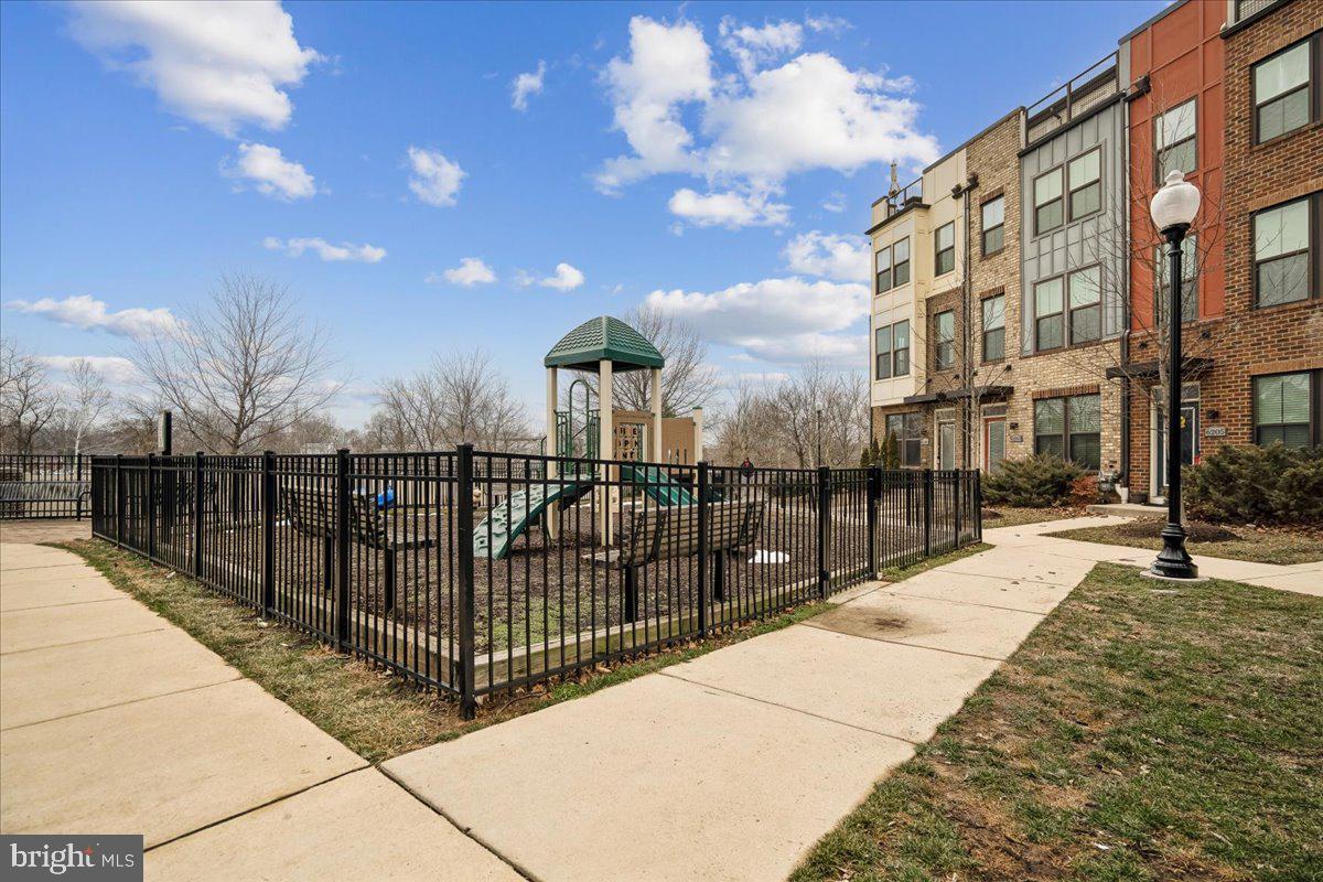 EDITORS PARK - Residential