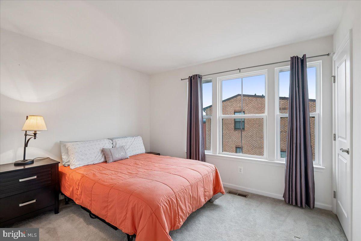 EDITORS PARK - Residential