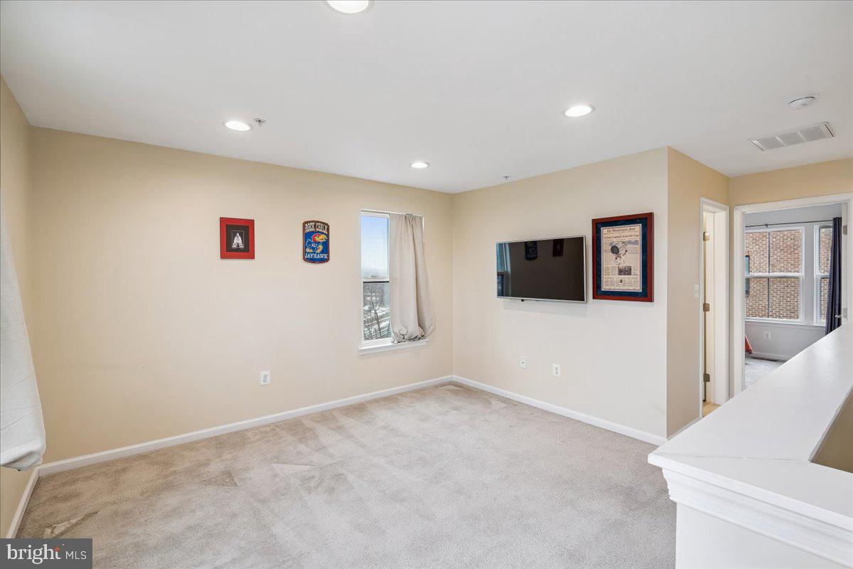 EDITORS PARK - Residential