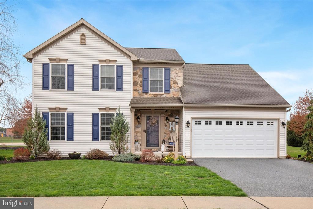 Photo of 118 Bloomfield Drive, EPHRATA, PA 17522 (MLS # PALA2067058)