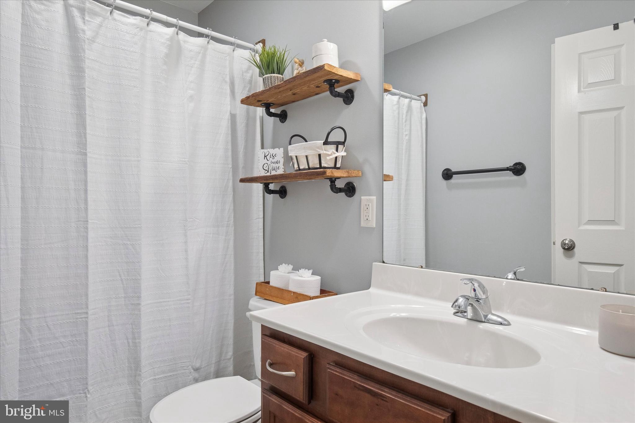 CLEARVIEW GARDENS - Residential