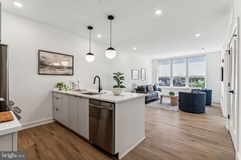Condo For Rent - 139 W Chelten Avenue #203<br/> PHILADELPHIA, PA 19144