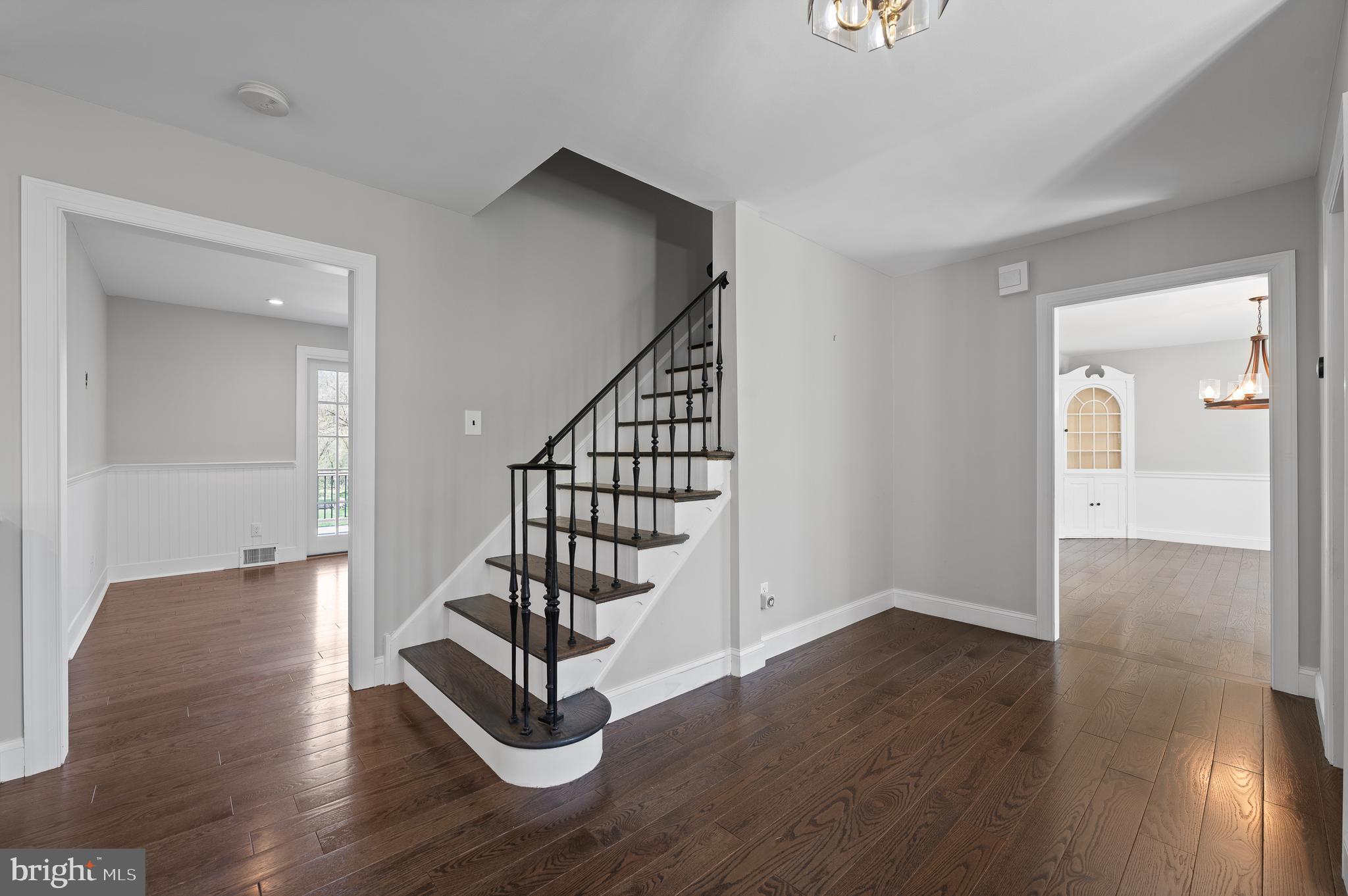 COUNTRYVIEW - Residential Lease