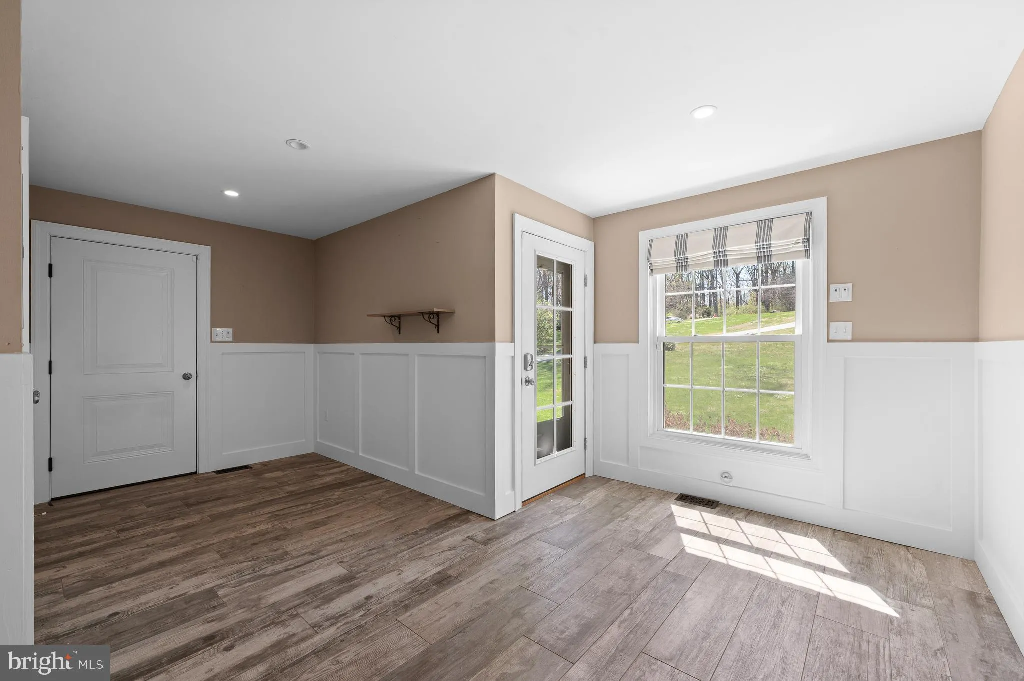 Malvern, Pennsylvania 19355, United States, 4 Bedrooms Bedrooms, ,5 BathroomsBathrooms,Residential,Active,124020