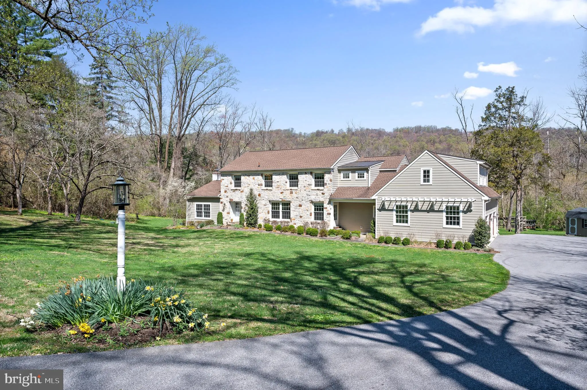 Malvern, Pennsylvania 19355, United States, 4 Bedrooms Bedrooms, ,5 BathroomsBathrooms,Residential,Active,124020