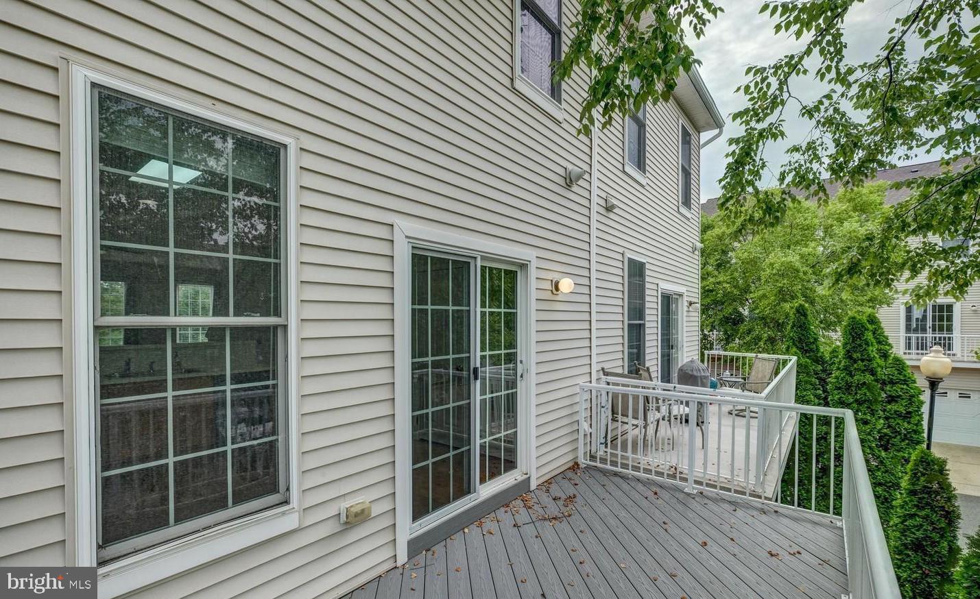 AMBERLEA AT SOUTH RIDING - Residential