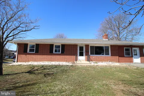 233 Circle Drive, Quarryville, PA MLS: PALA2065520