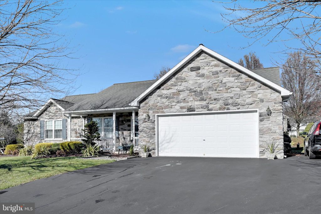 Photo of 139 Shalom Drive, DENVER, PA 17517 (MLS # PALA2080410)