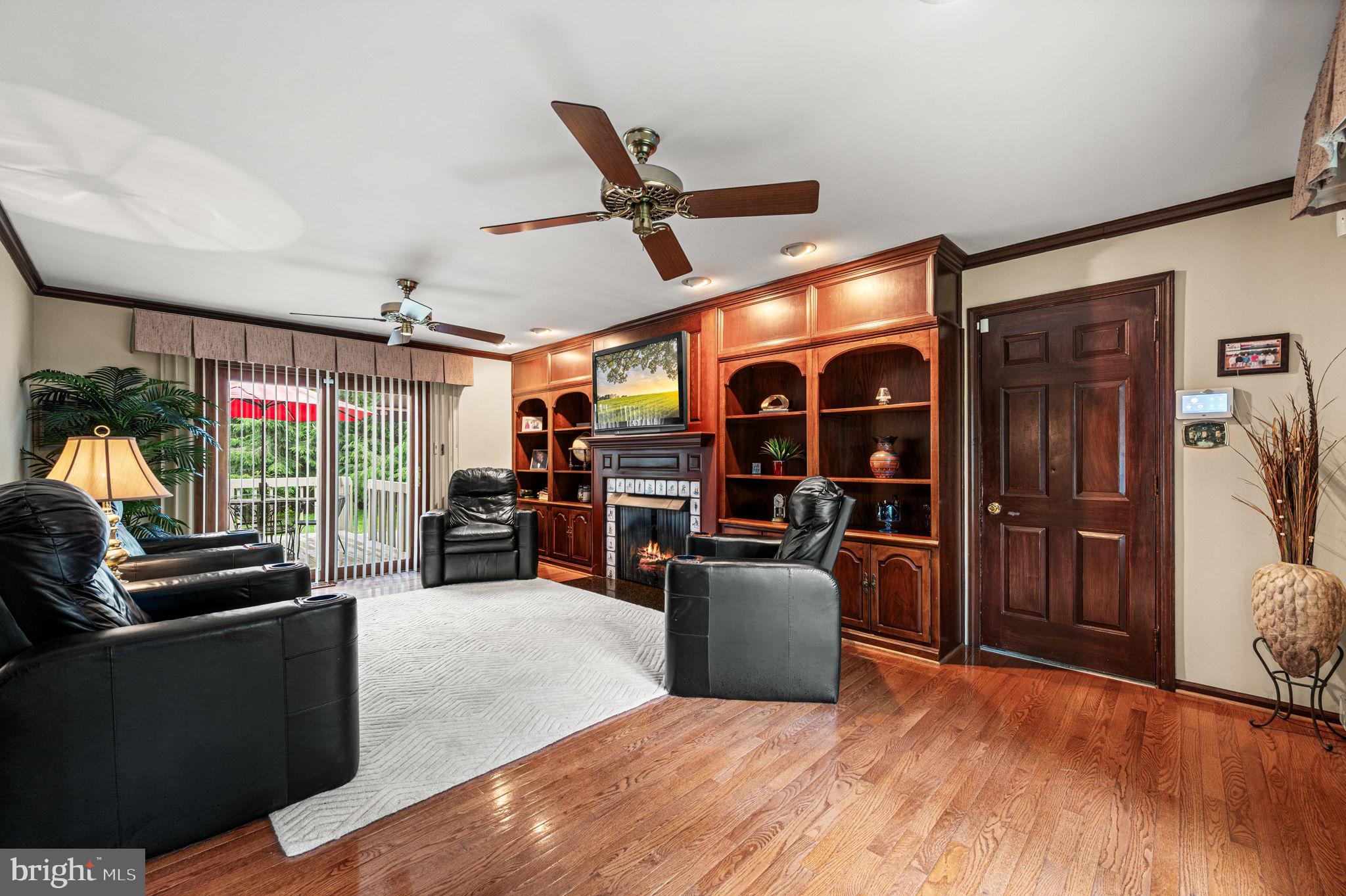 RADLEY RUN MEWS - Residential