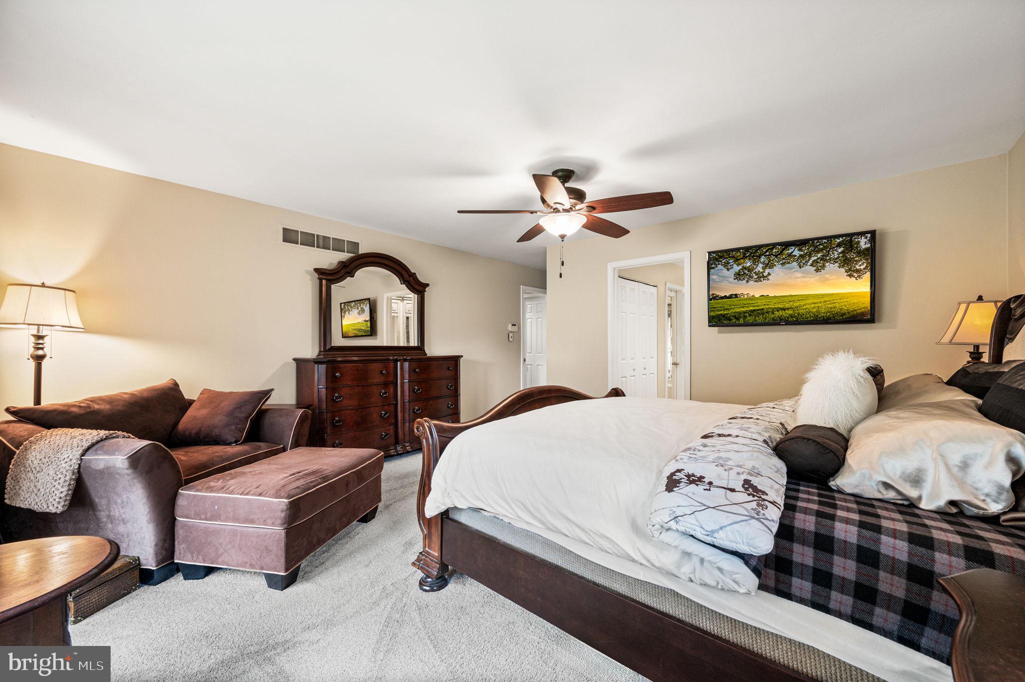 RADLEY RUN MEWS - Residential