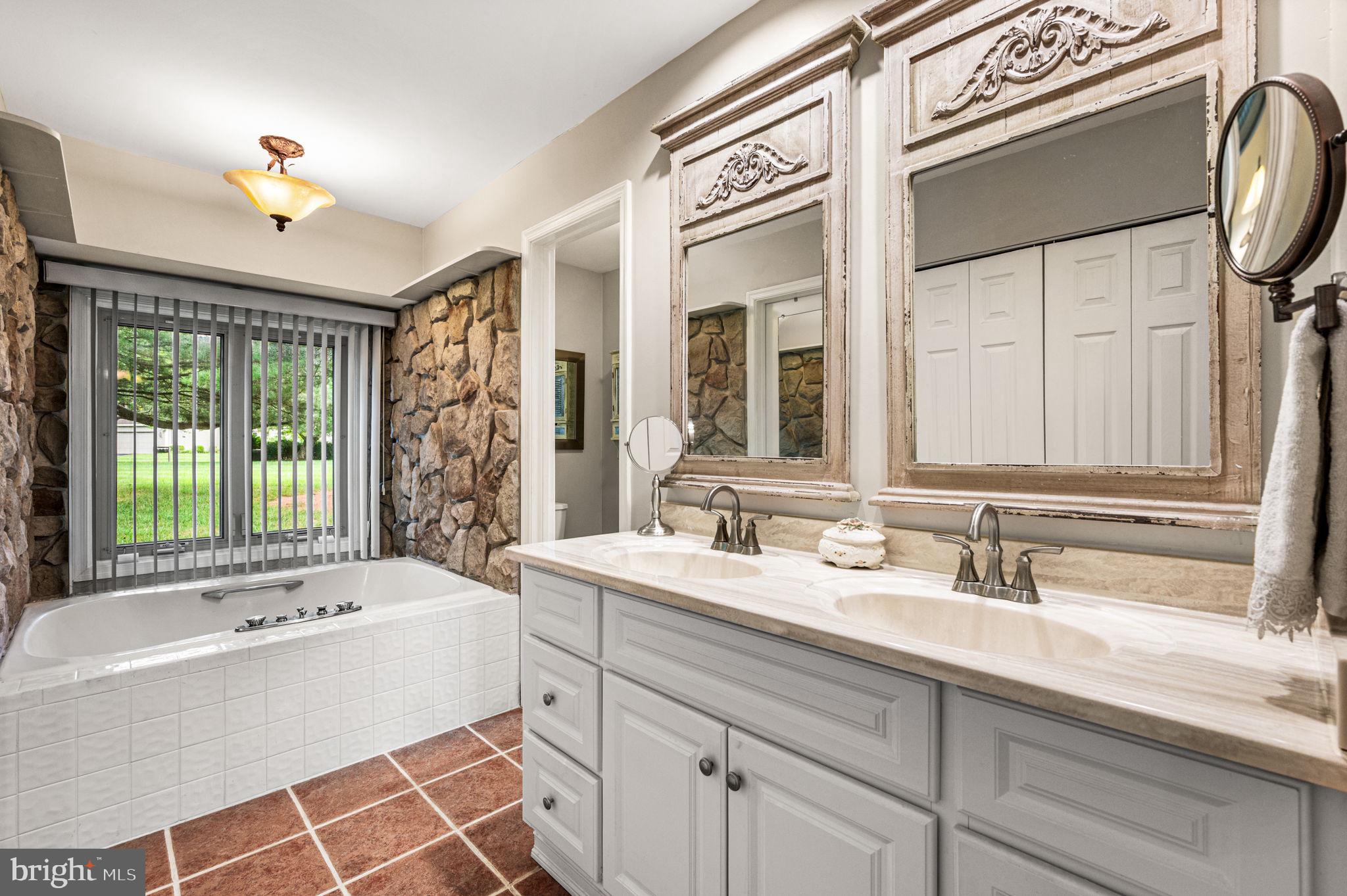 RADLEY RUN MEWS - Residential