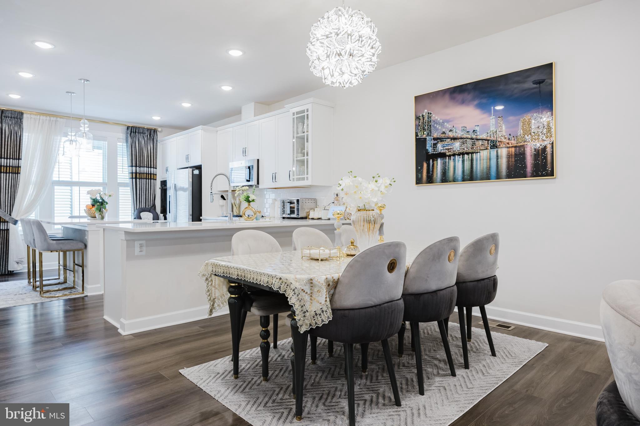 NORTH HART RUN - Residential