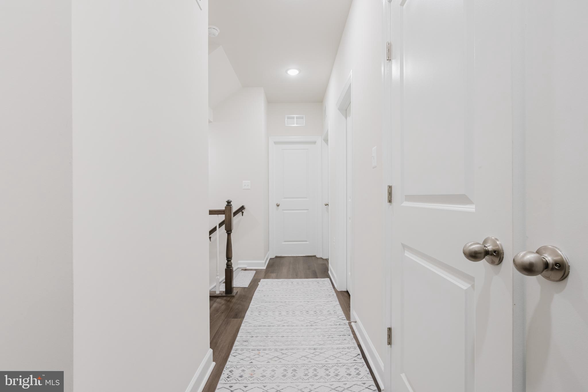 NORTH HART RUN - Residential