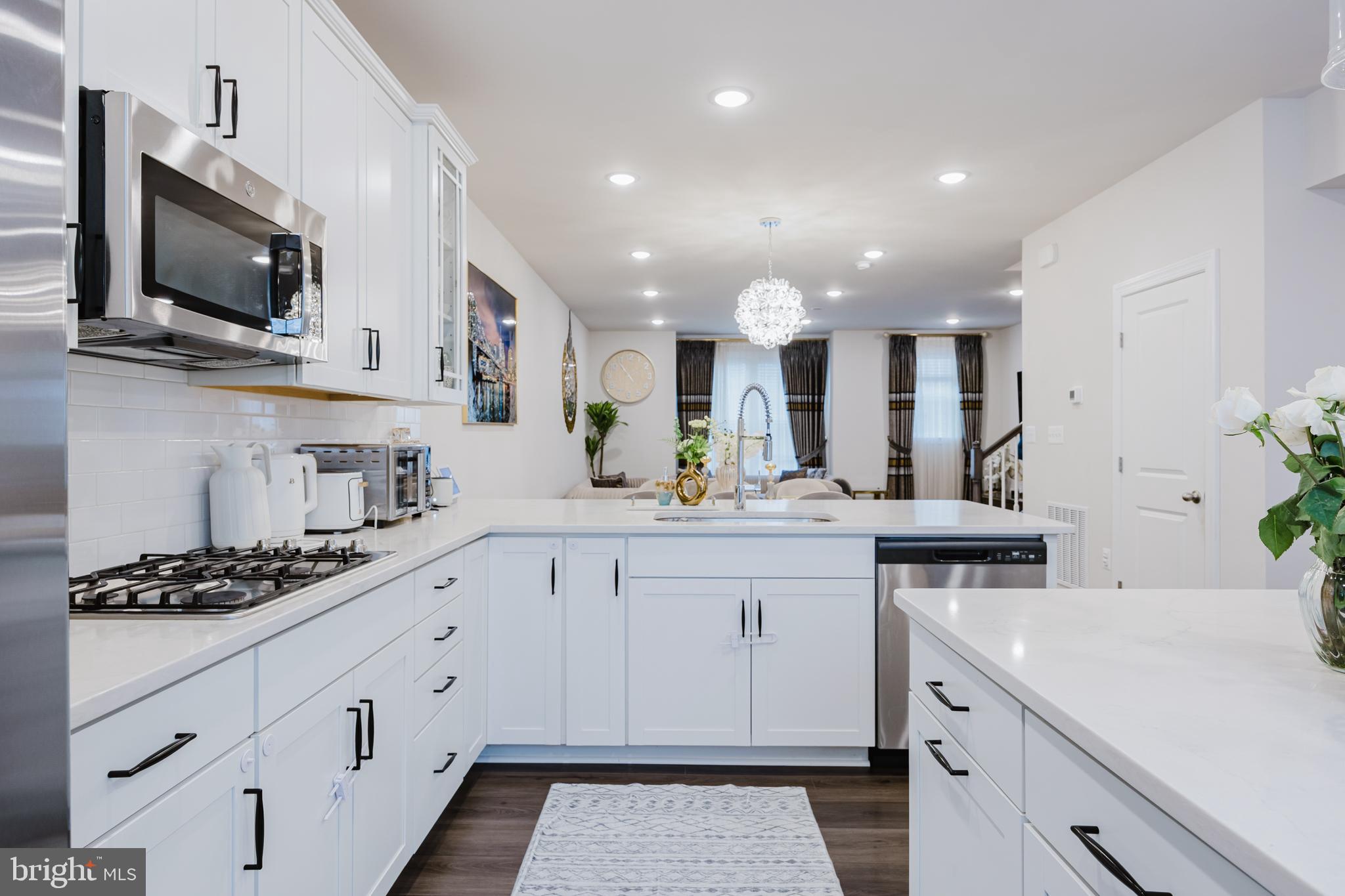 NORTH HART RUN - Residential