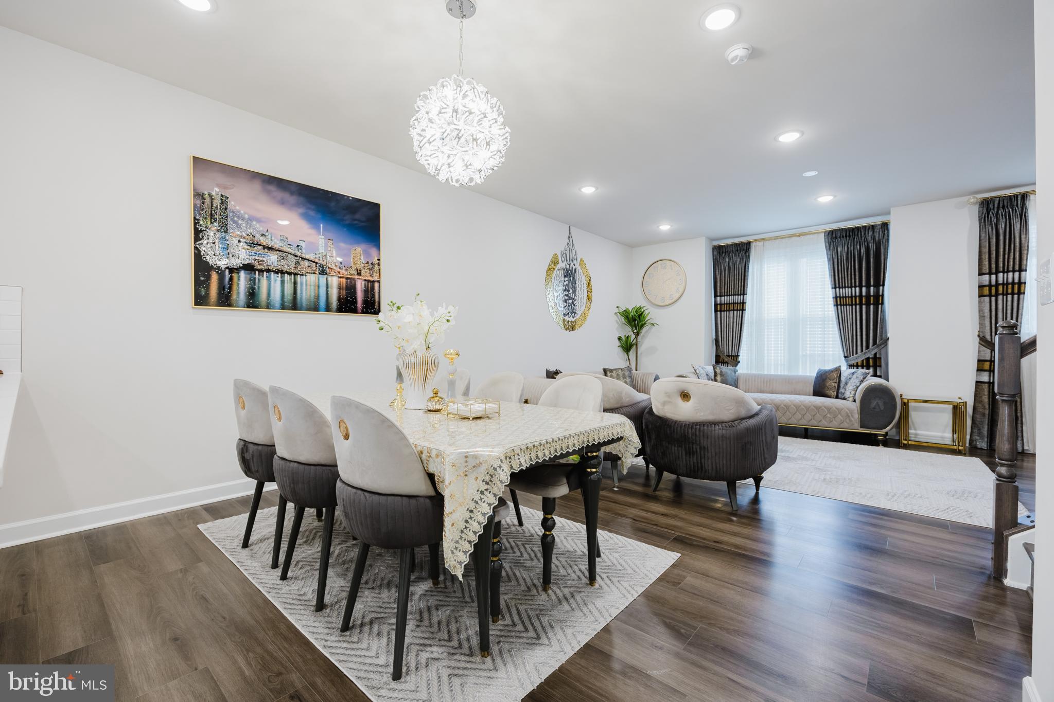 NORTH HART RUN - Residential