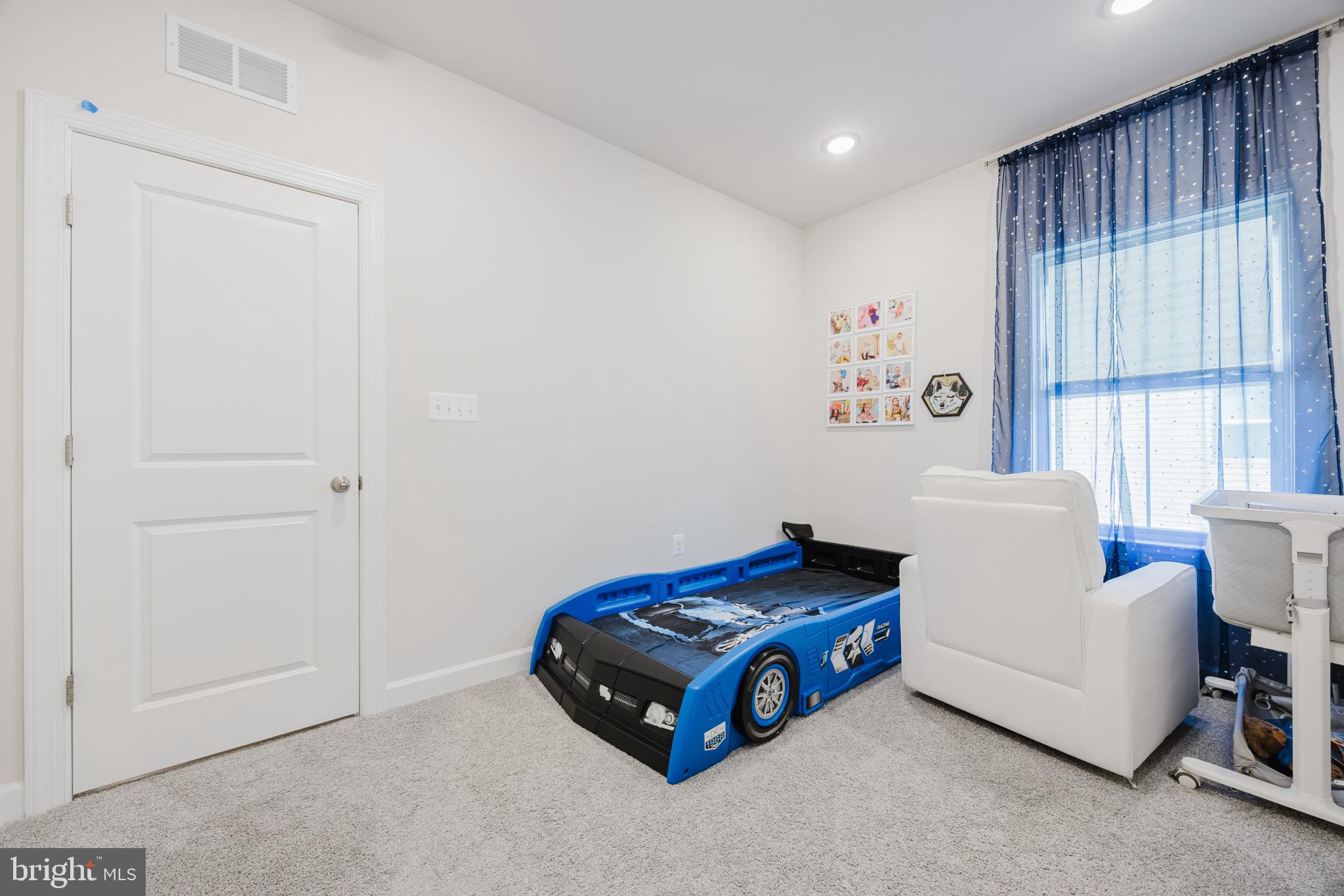 NORTH HART RUN - Residential