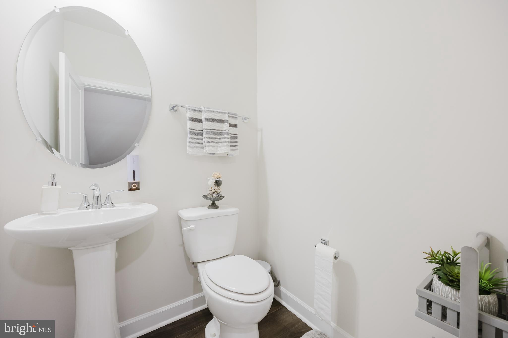 NORTH HART RUN - Residential