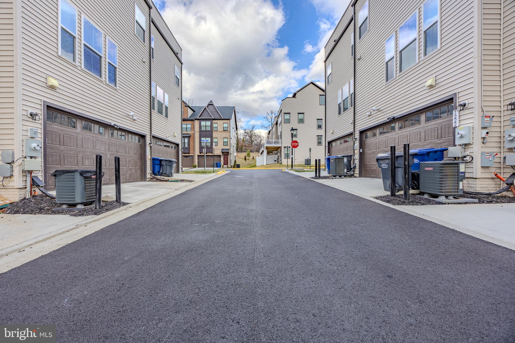 NORTH HART RUN - Residential