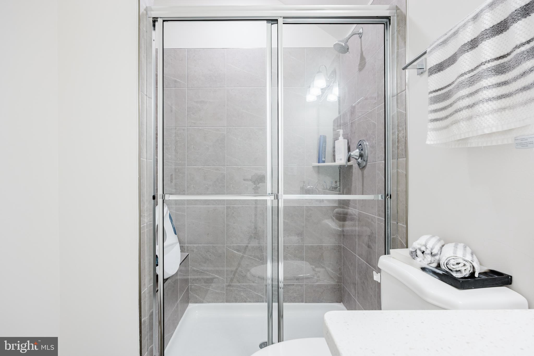 NORTH HART RUN - Residential