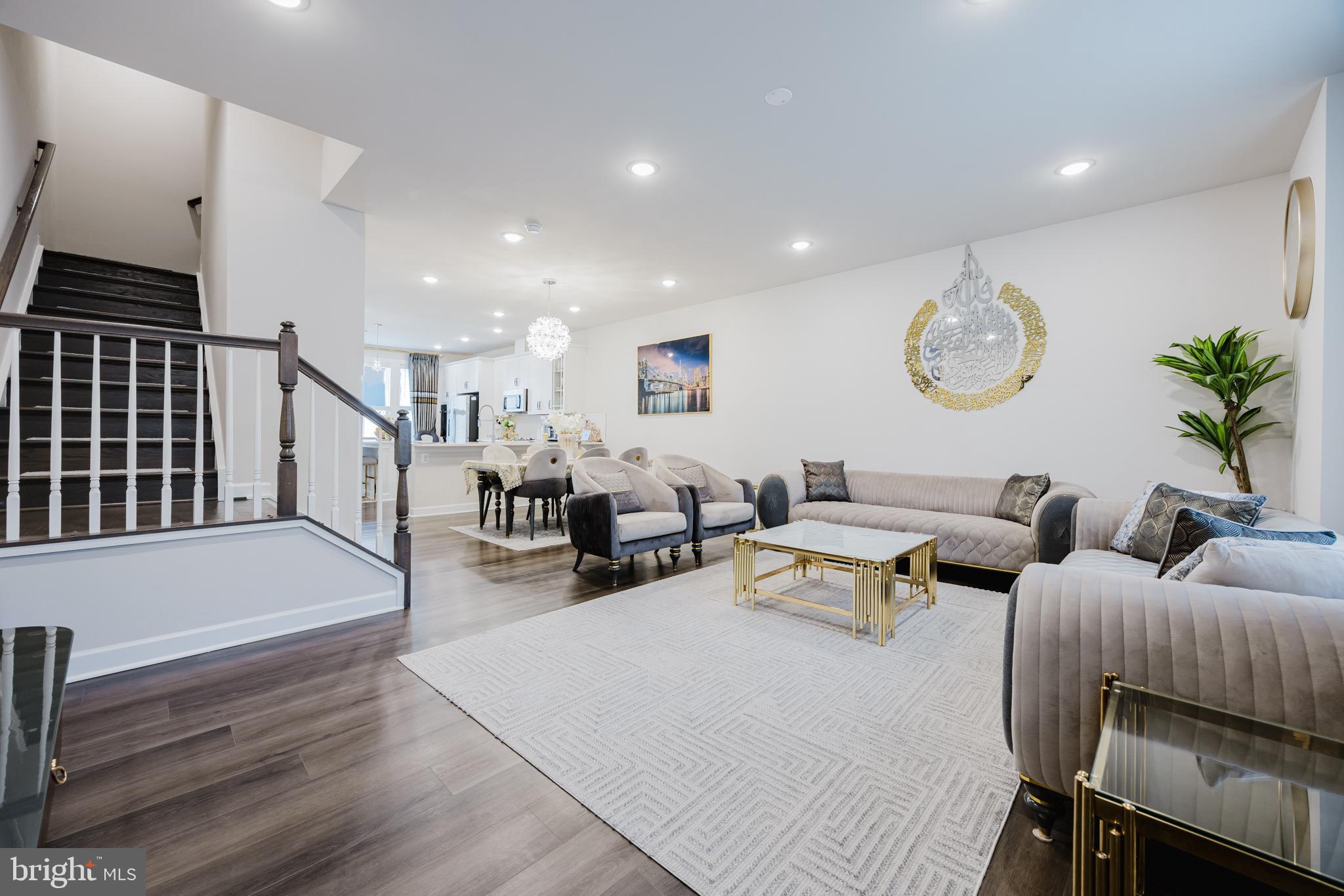 NORTH HART RUN - Residential