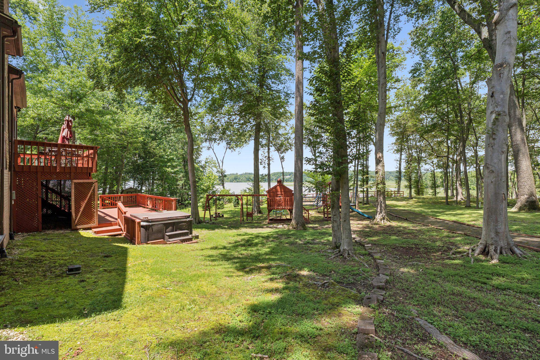 BATTERSEA ON THE BAY - Residential