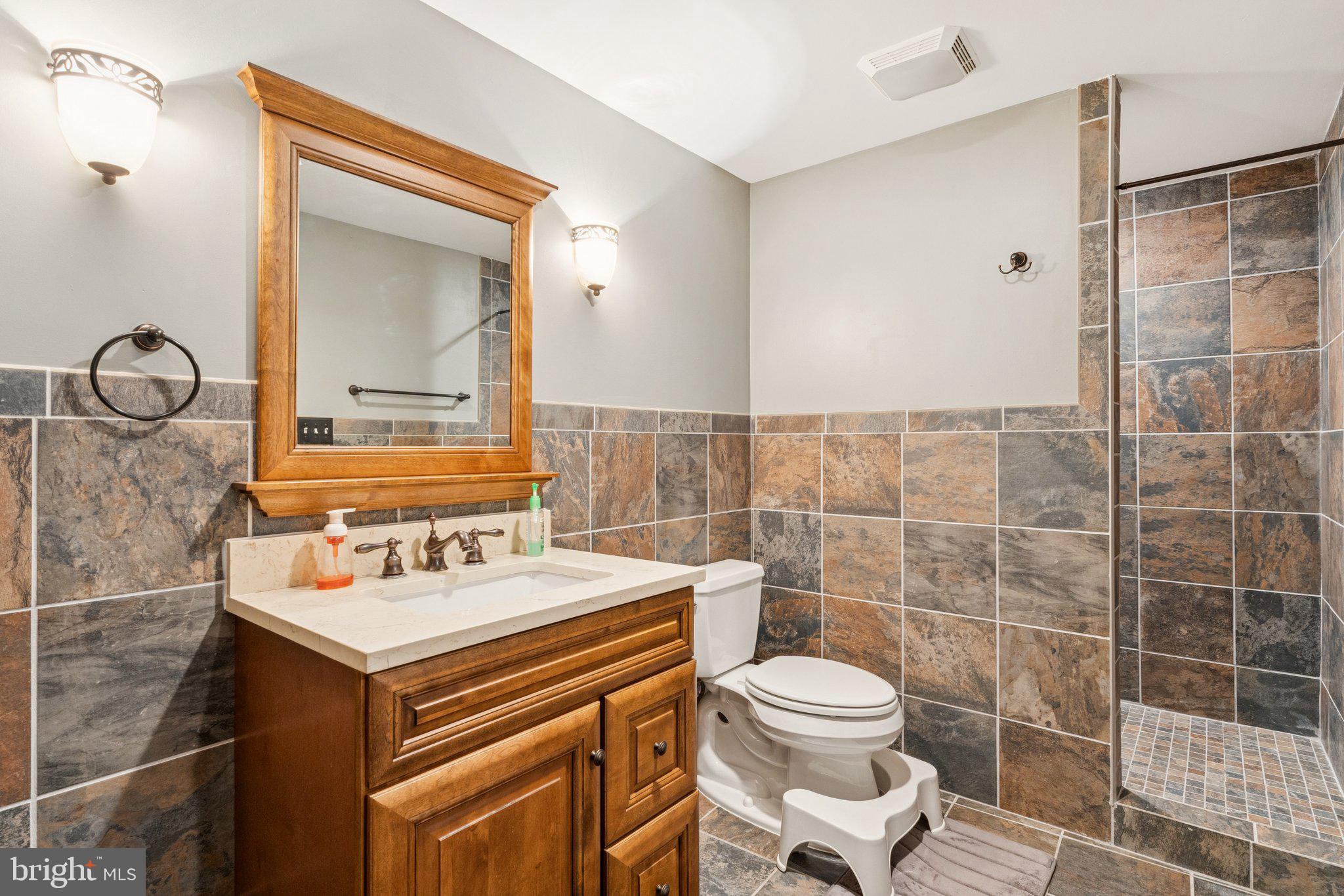 BATTERSEA ON THE BAY - Residential