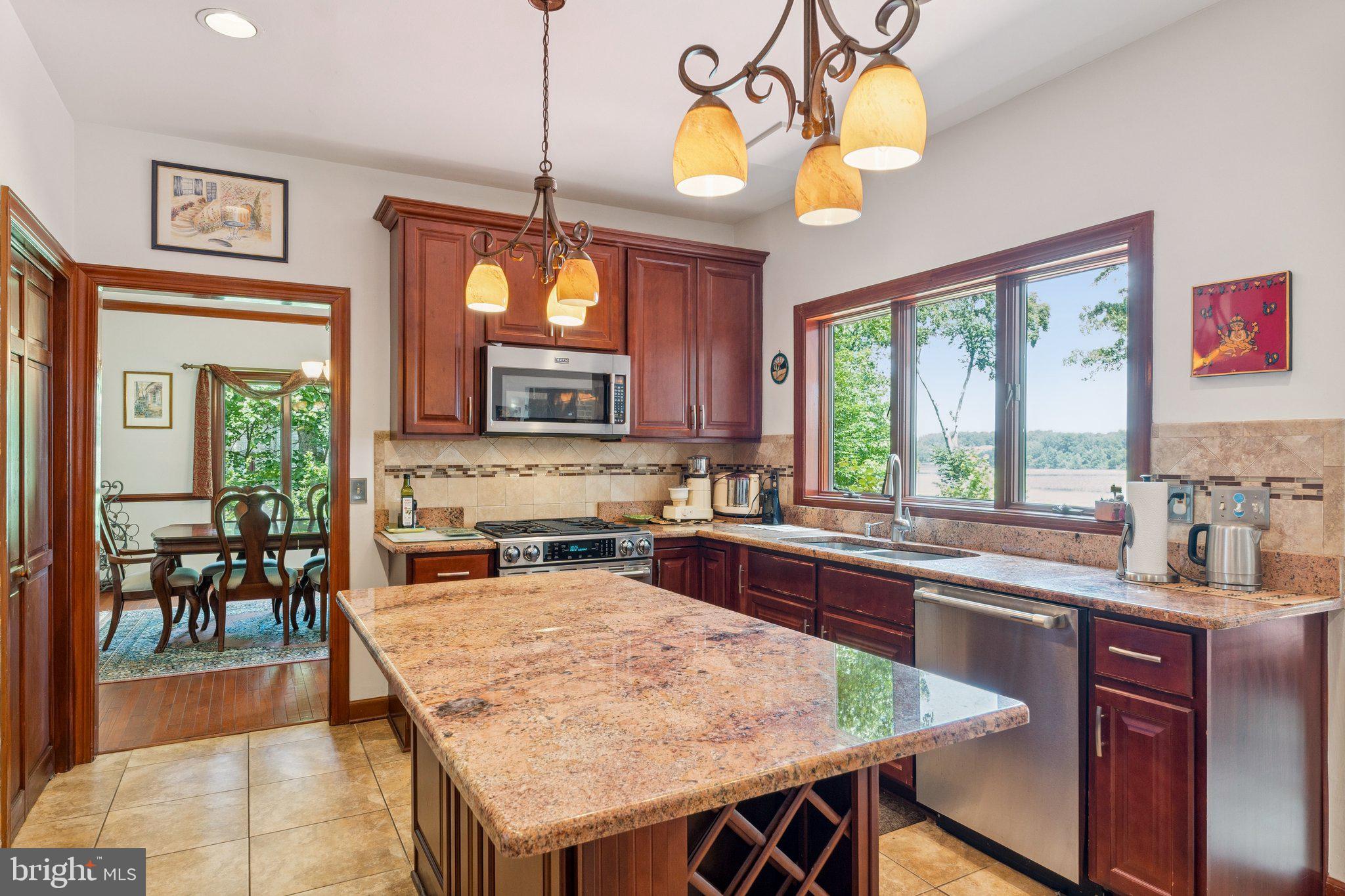 BATTERSEA ON THE BAY - Residential