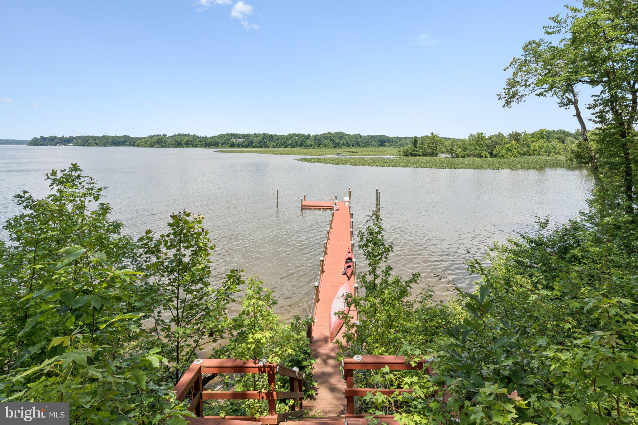 BATTERSEA ON THE BAY - Residential