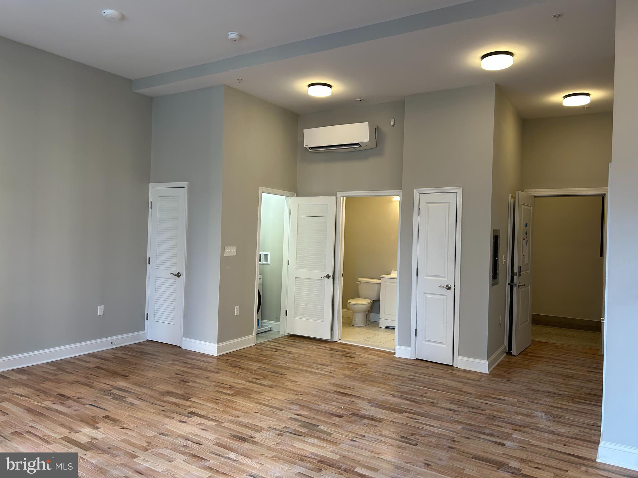 CENTRAL BUSINESS DISTRICT - Residential Lease