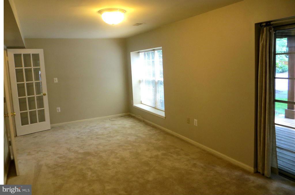 KINGSTOWNE - Residential Lease