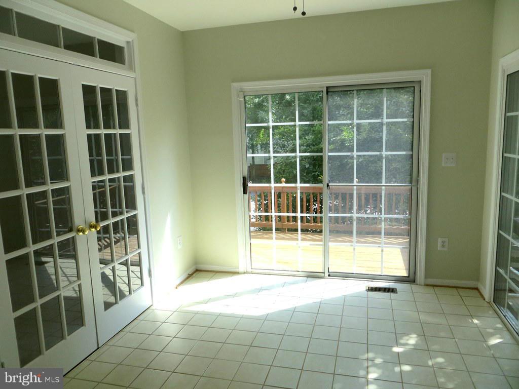 KINGSTOWNE - Residential Lease