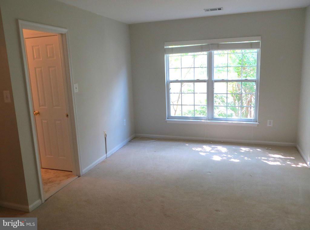 KINGSTOWNE - Residential Lease