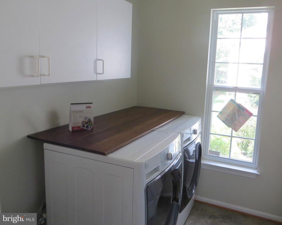 KINGSTOWNE - Residential Lease