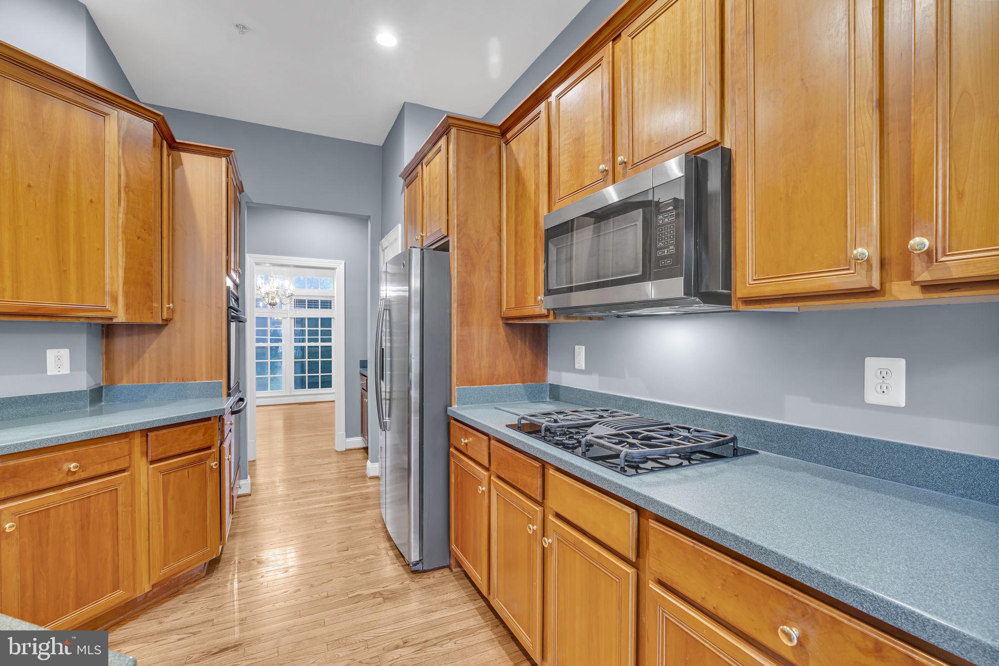 HUNTING RIDGE - Residential