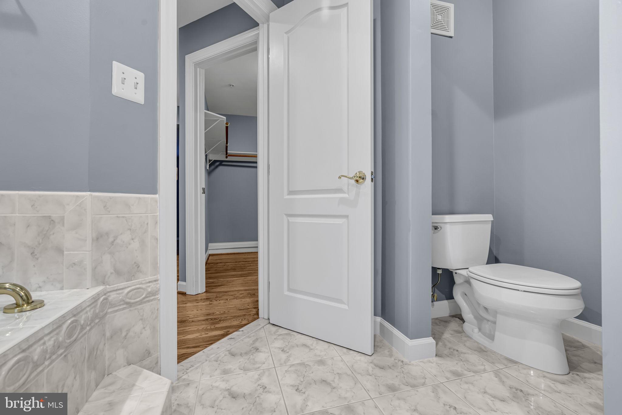 HUNTING RIDGE - Residential