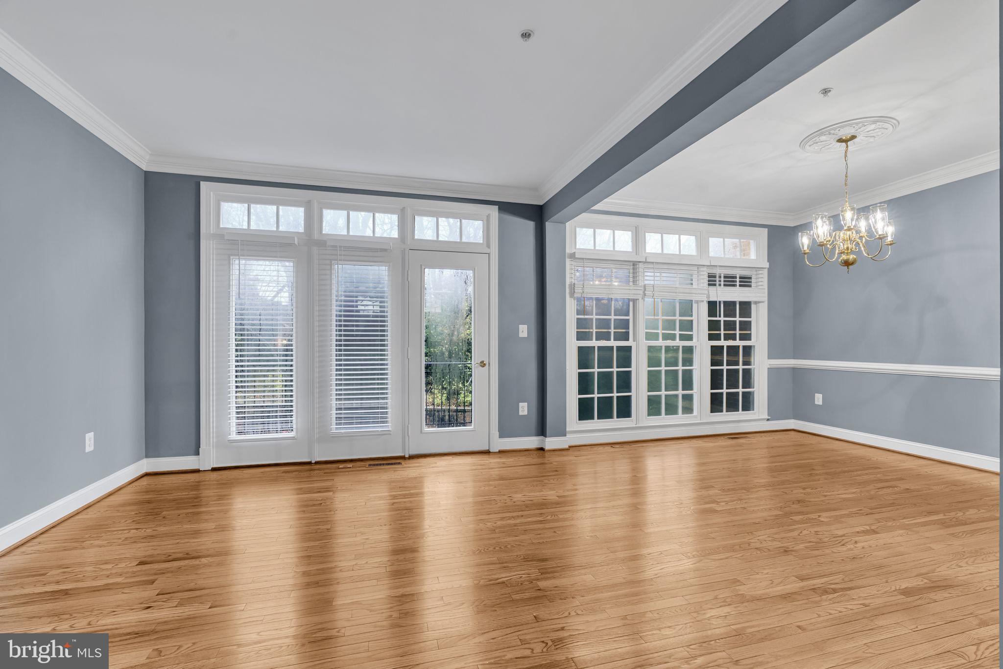 HUNTING RIDGE - Residential