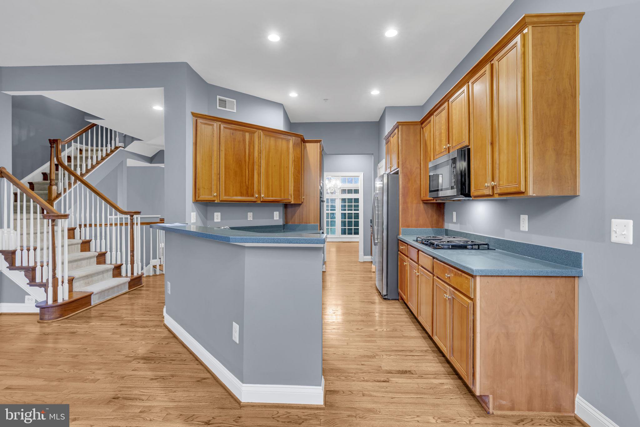 HUNTING RIDGE - Residential