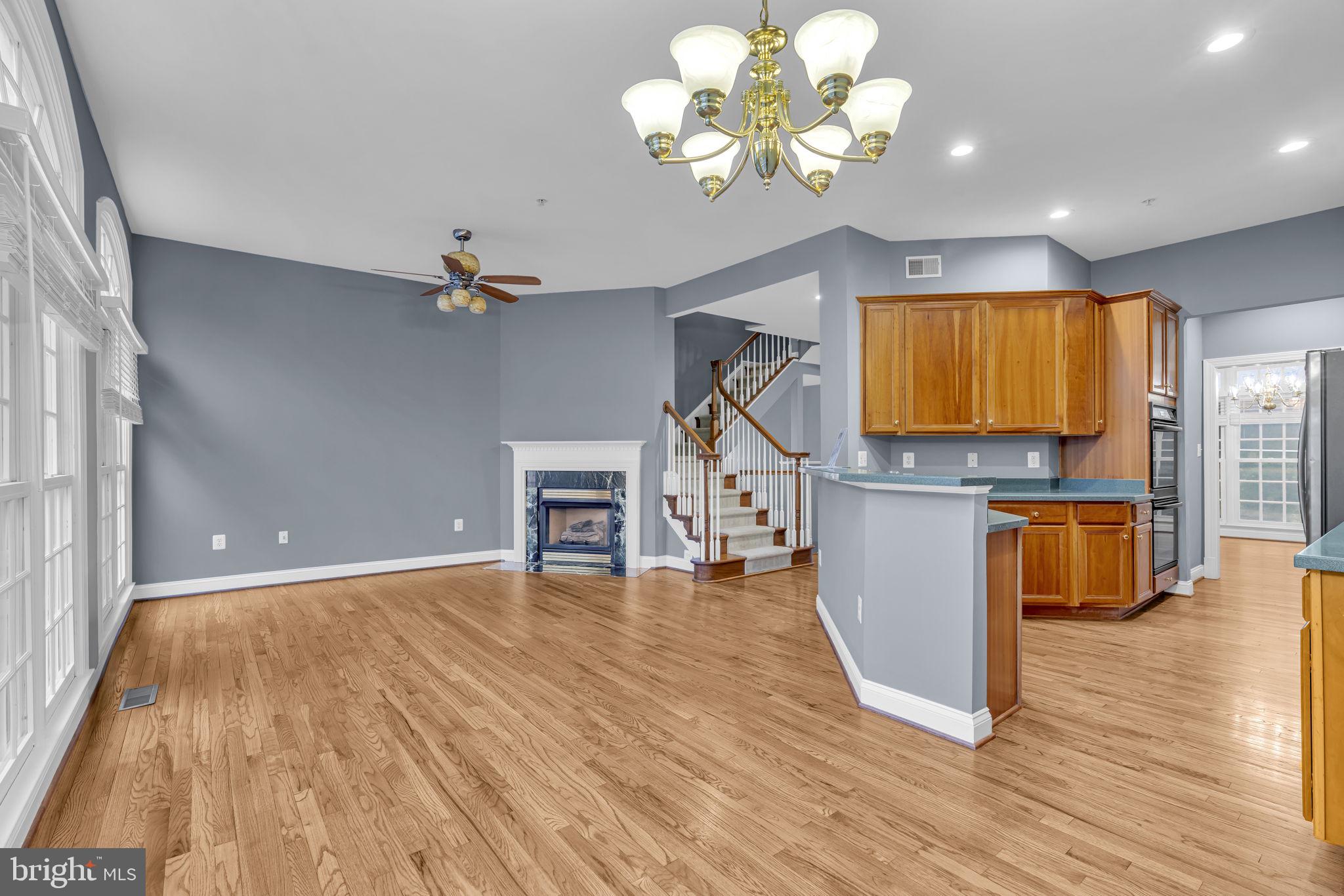 HUNTING RIDGE - Residential