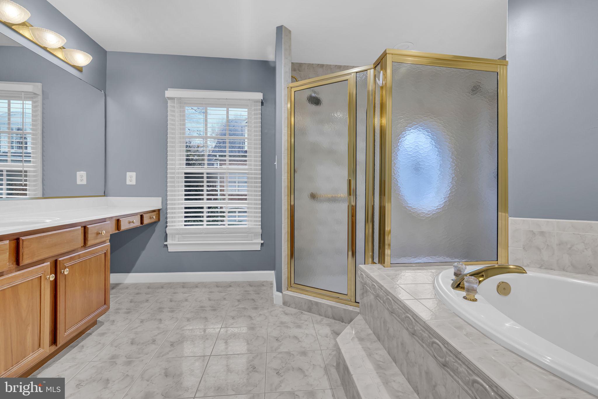 HUNTING RIDGE - Residential