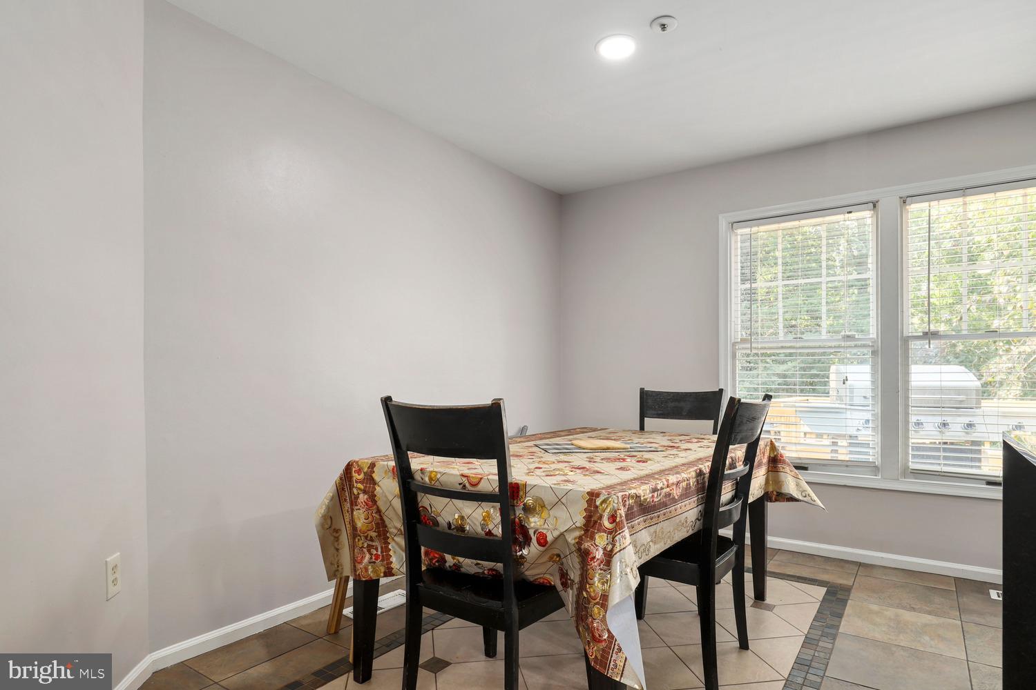 PARADISE - Residential