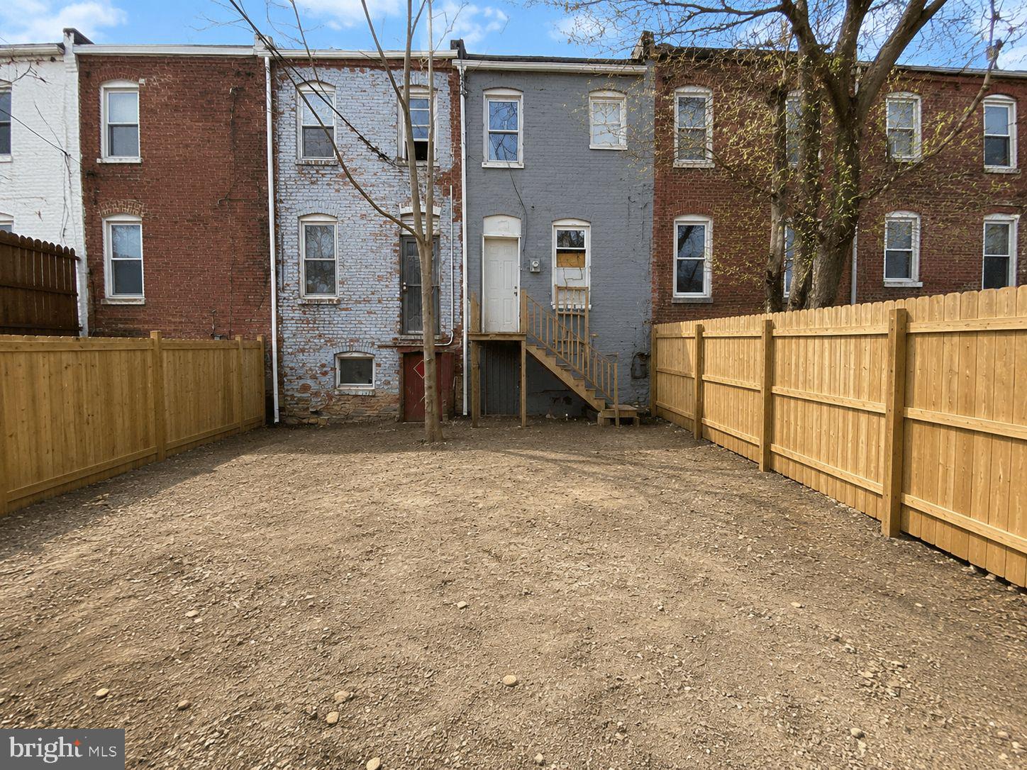 EAST BALTIMORE MIDWAY - Residential