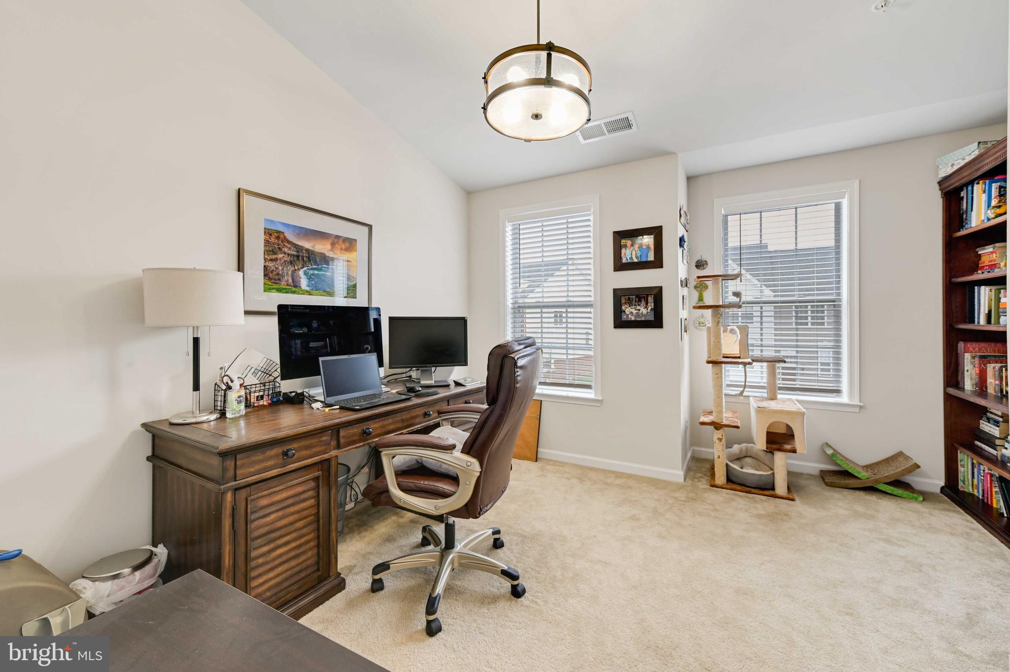 LAUREL RIDGE - Residential