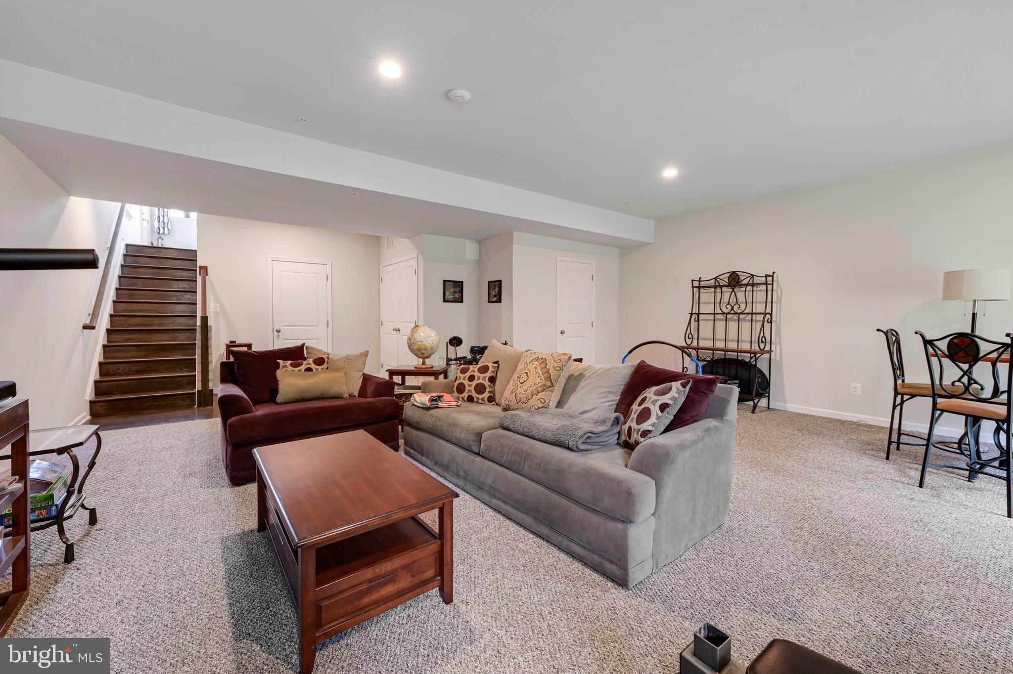 LAUREL RIDGE - Residential