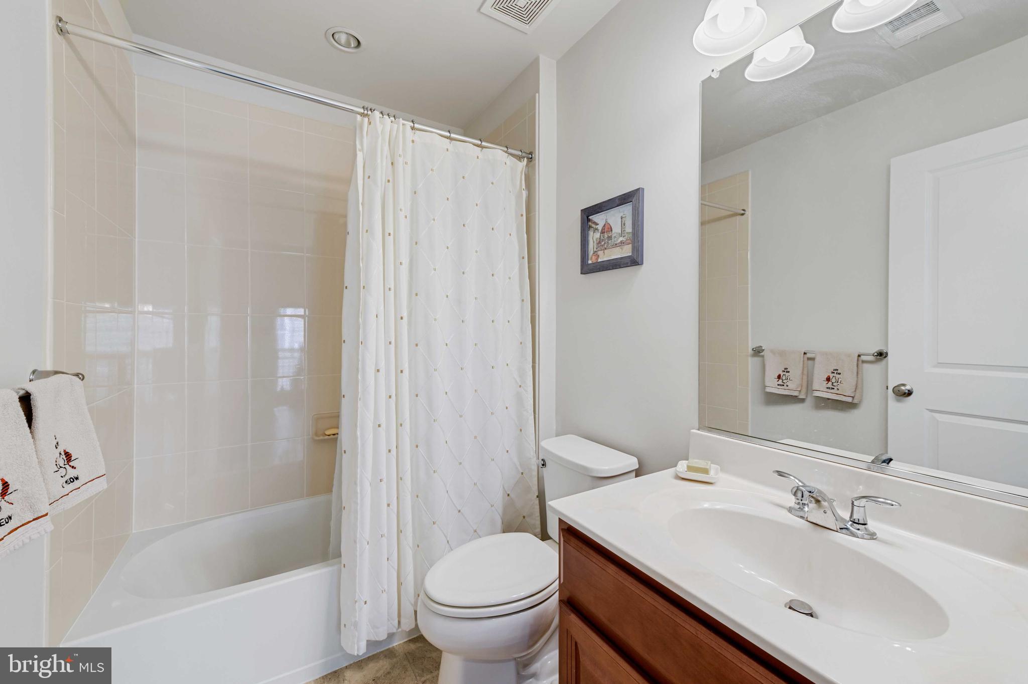 LAUREL RIDGE - Residential