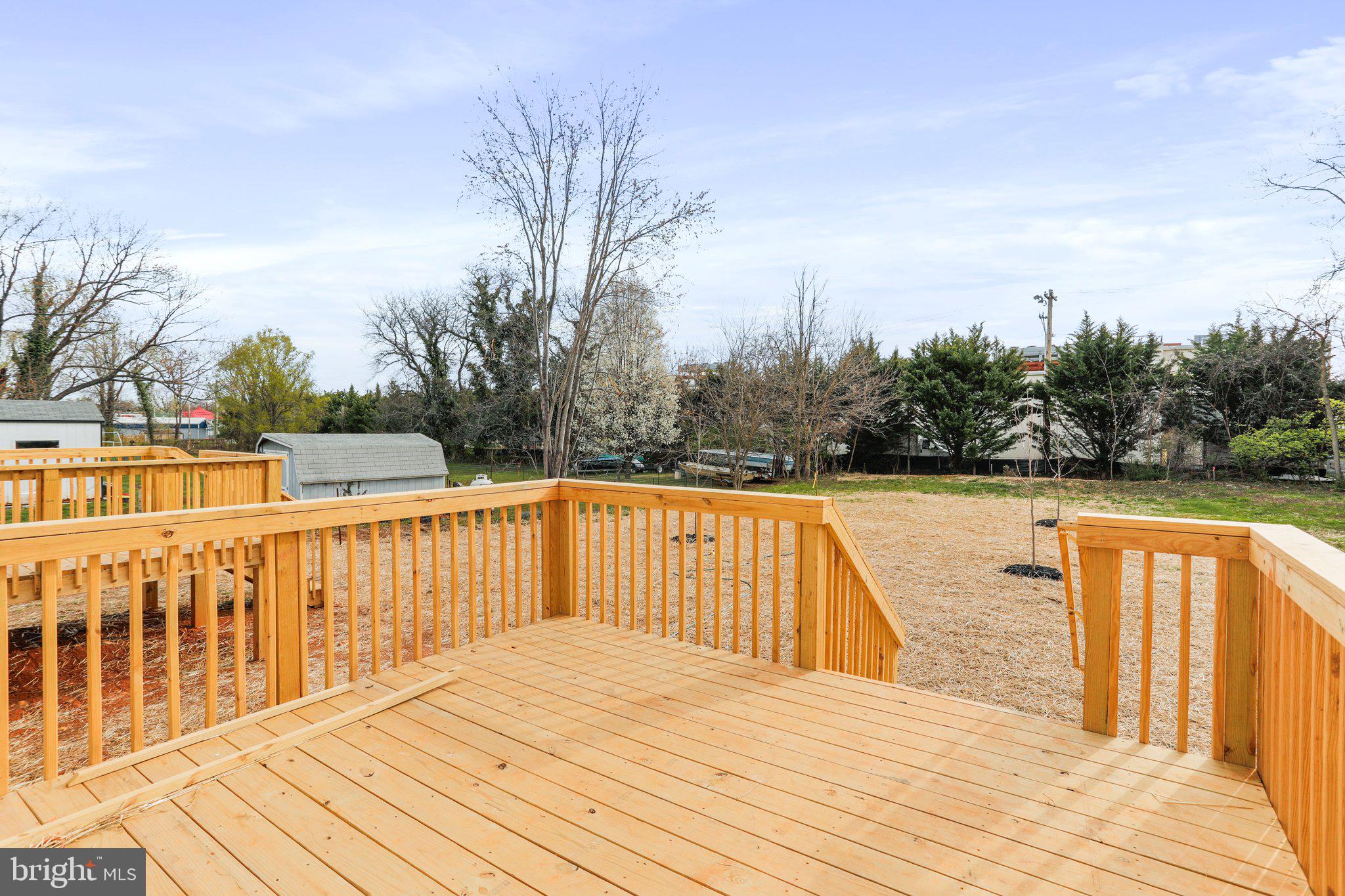 WEST SIDE - Residential Lease